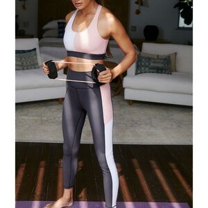 NWT SMALL All Fenix Three Stone Leggings